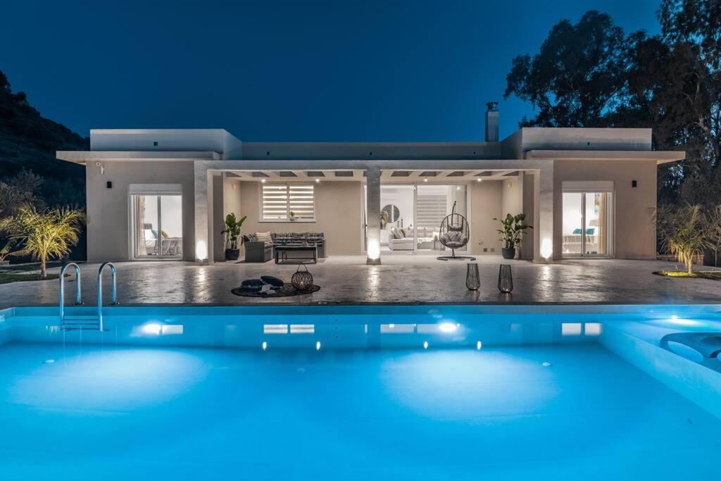Melissia Luxury Villa Kalamaki  Bagian luar foto