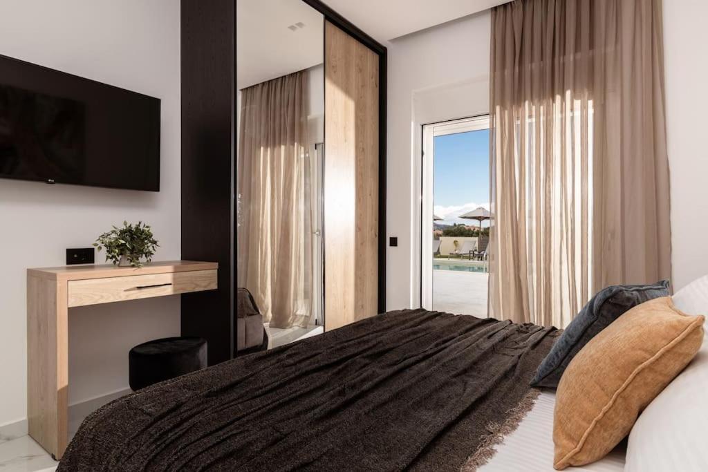 Melissia Luxury Villa Kalamaki  Bagian luar foto