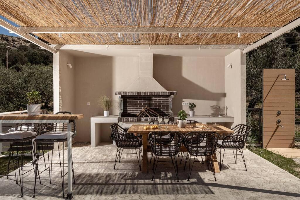 Melissia Luxury Villa Kalamaki  Bagian luar foto